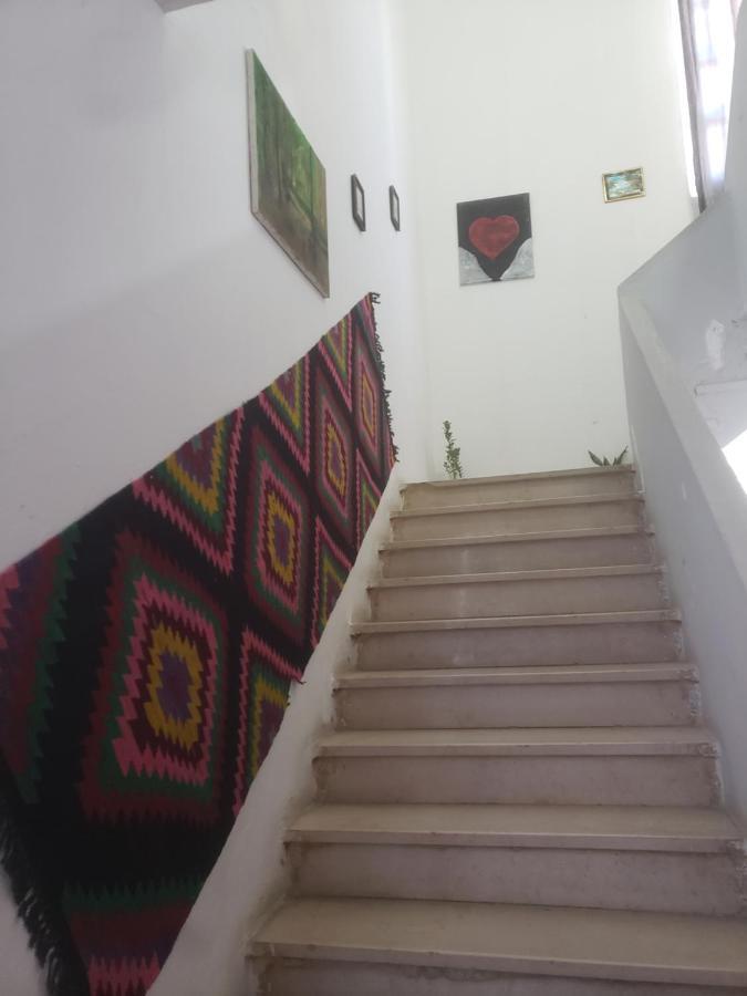 Hostel Oakland Tirana Exterior photo